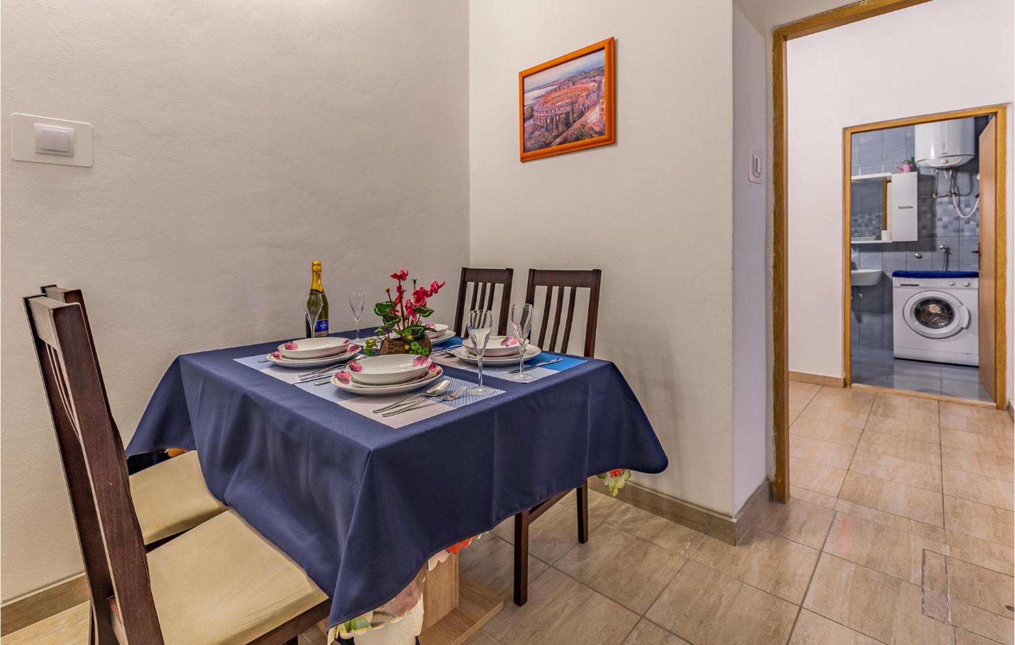 Amazing Apartment In Pula With Kitchen 외부 사진