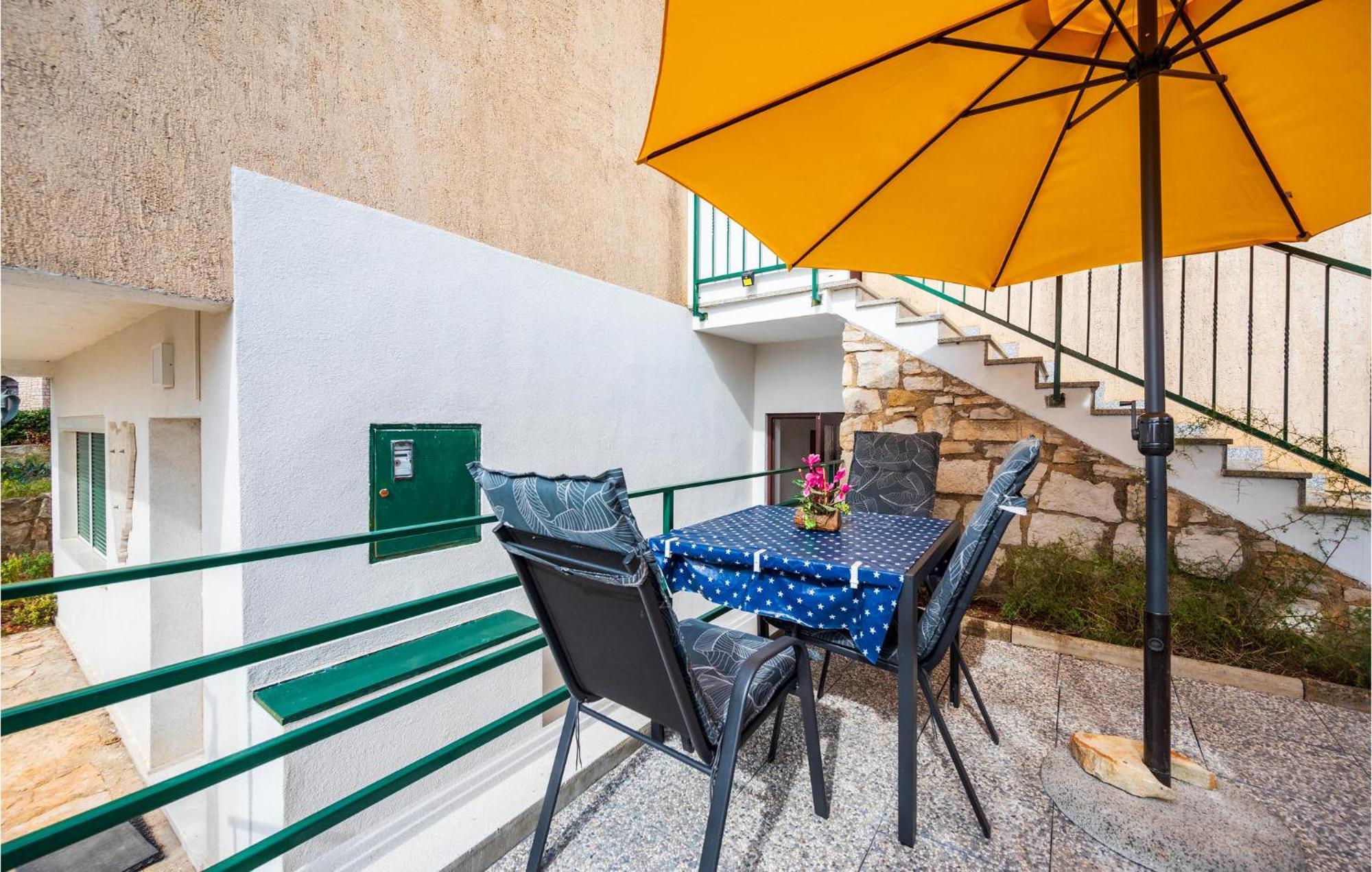 Amazing Apartment In Pula With Kitchen 외부 사진